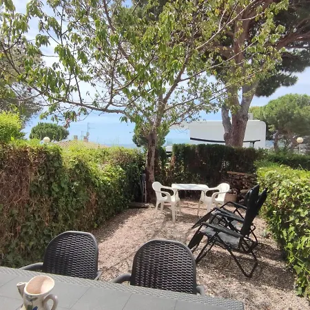 Casa Adosada En Con Piscina Comunitaria Y Vistas Al Mar - Es-209-62
