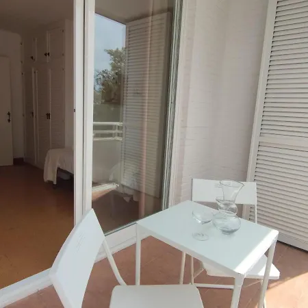 Casa Adosada En Con Piscina Comunitaria Y Vistas Al Mar - Es-209-62 *
